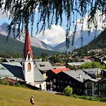 Hotel Alpenlove - Adult Seefeld in Tirol